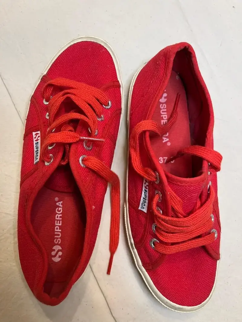 Zapatillas rojas Superga - 2