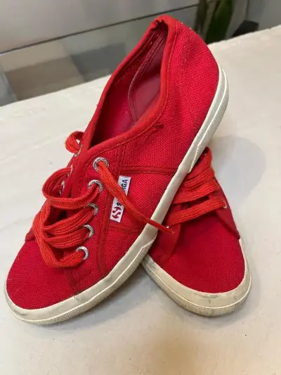 Zapatillas rojas Superga - miniatura 3