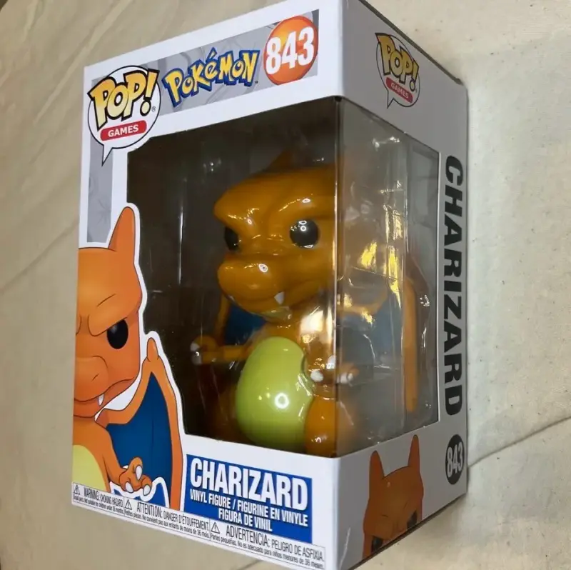Figura Funko Pop Charizard - 3