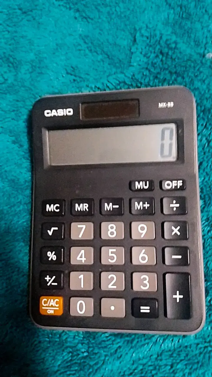 Calculadora Casio negra MX-8B