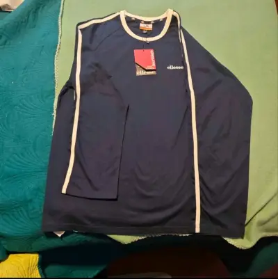 Polera Ellesse azul con bordes blancos - miniatura 2