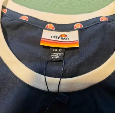 Polera Ellesse azul con bordes blancos - miniatura 3