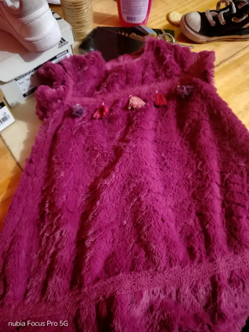 Abrigos infantil peludo rosado - 4