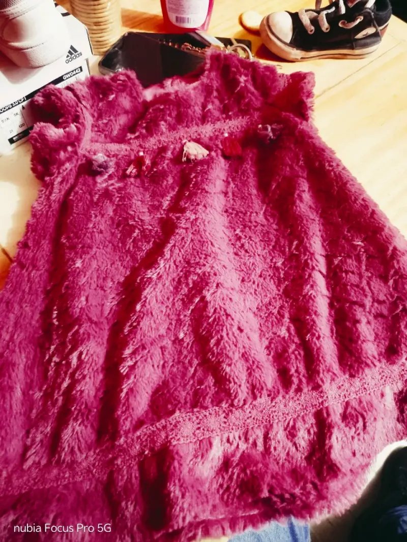 Abrigos infantil peludo rosado - 5