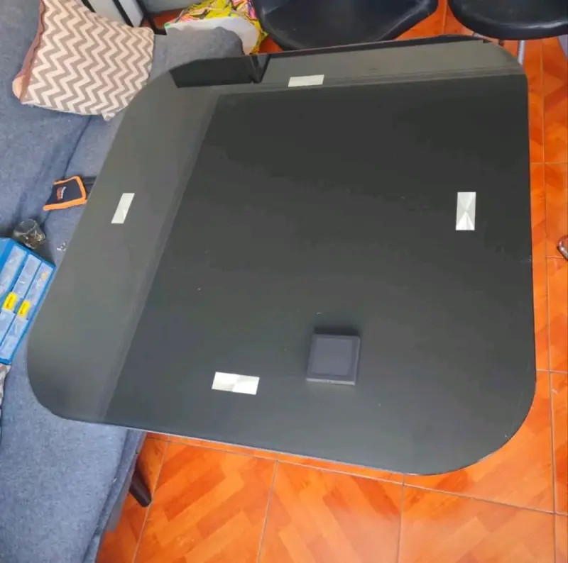 Comedor de vidrio negro - 2