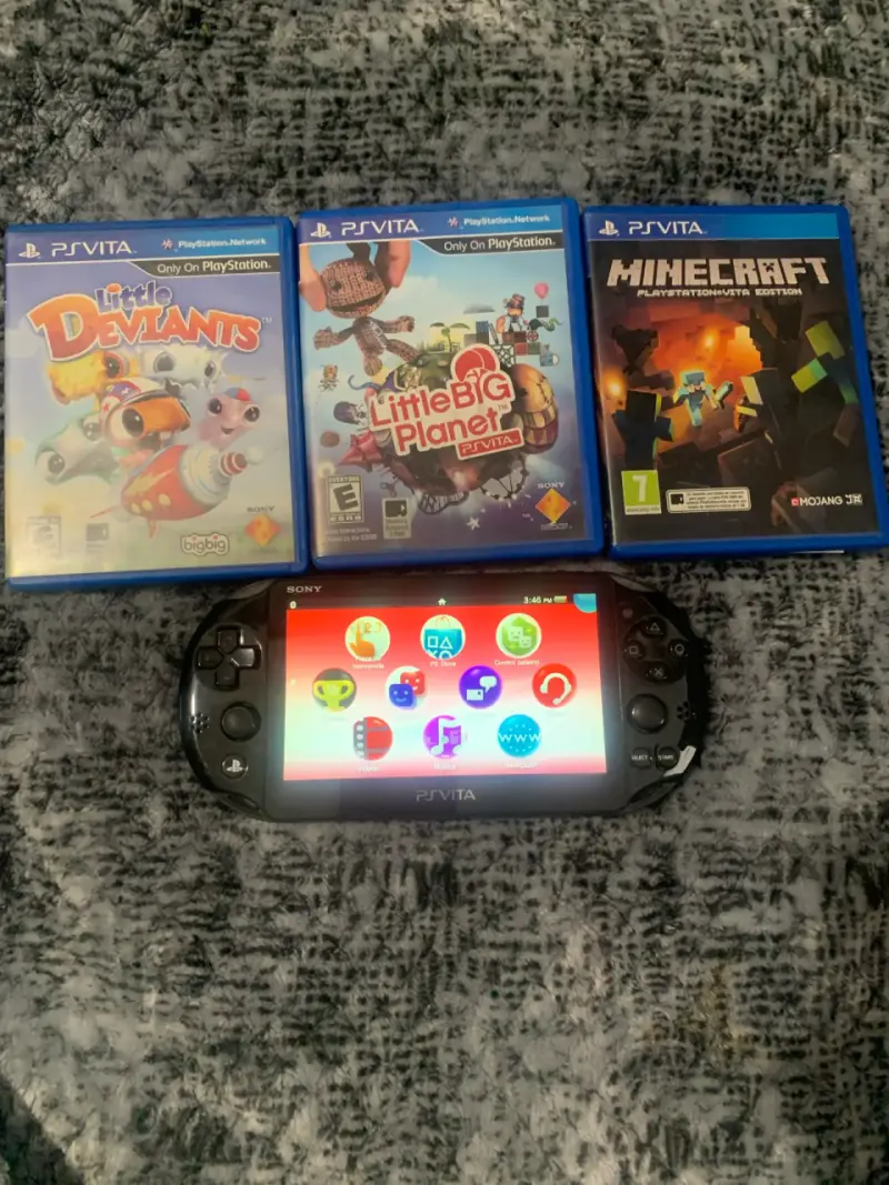 Consola PS Vita con juegos
