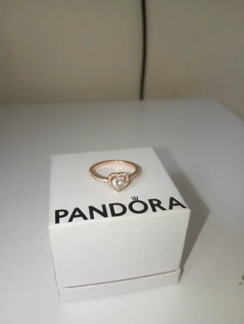 Anillo Pandora con corazón brillante - 3