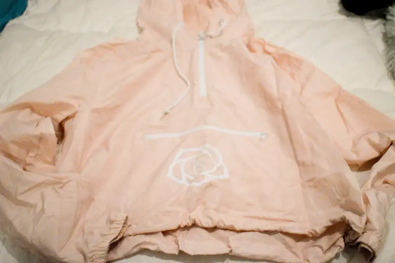 Chaqueta cortaviento rosa - 1