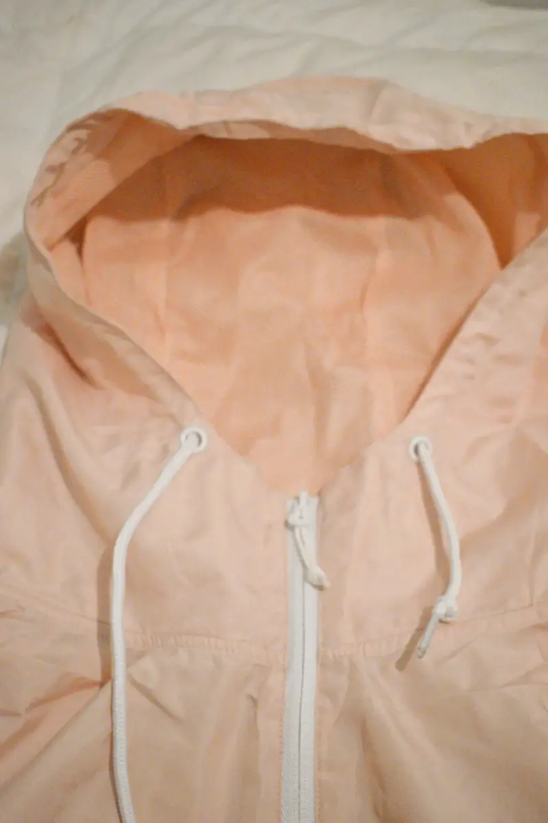 Chaqueta cortaviento rosa - 2