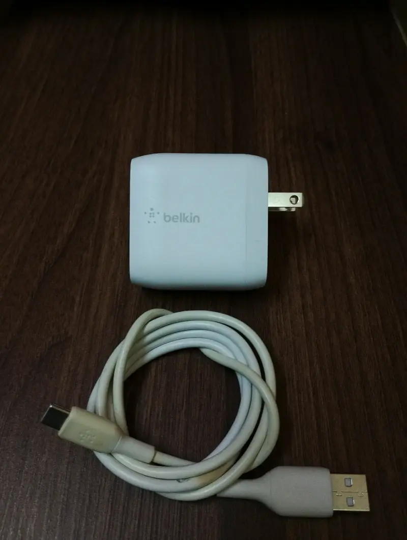 Cargador EEUU ORIGINAL USB-C doble 24W Belkin - 2