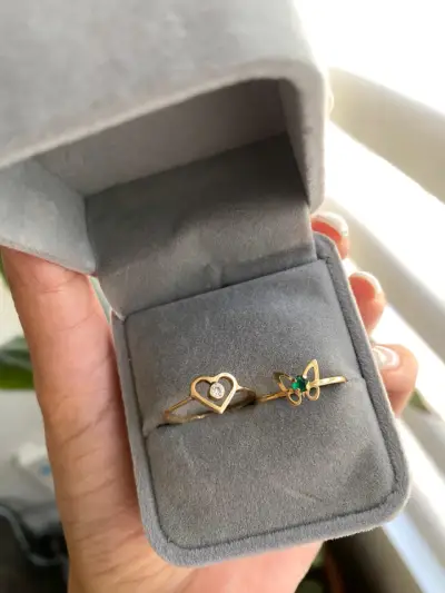 Anillos de oro 18k con piedras diamante - miniatura 1
