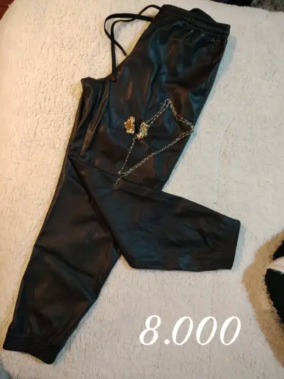 Pantalone negros - miniatura 1