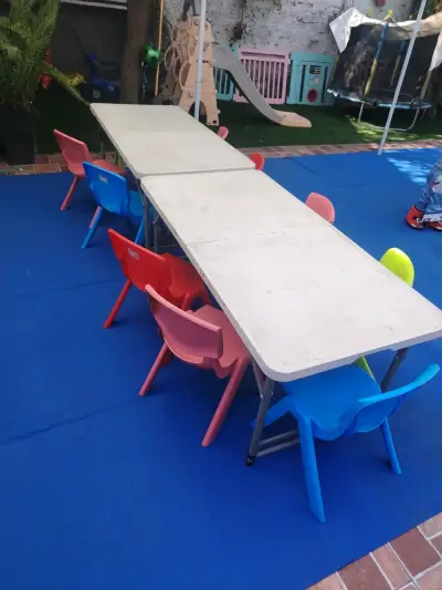 Mesas y sillas para eventos infantiles - miniatura 4