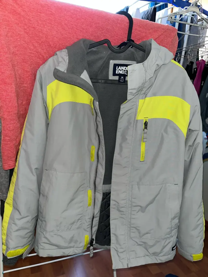 Chaqueta outdoor verde y negra para niño - 3