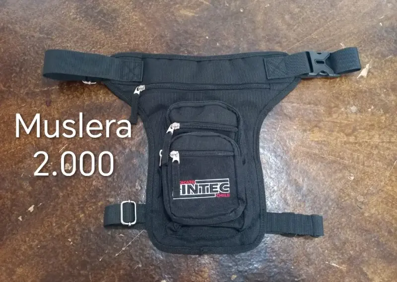 Muslera negra bolsillo múltiple