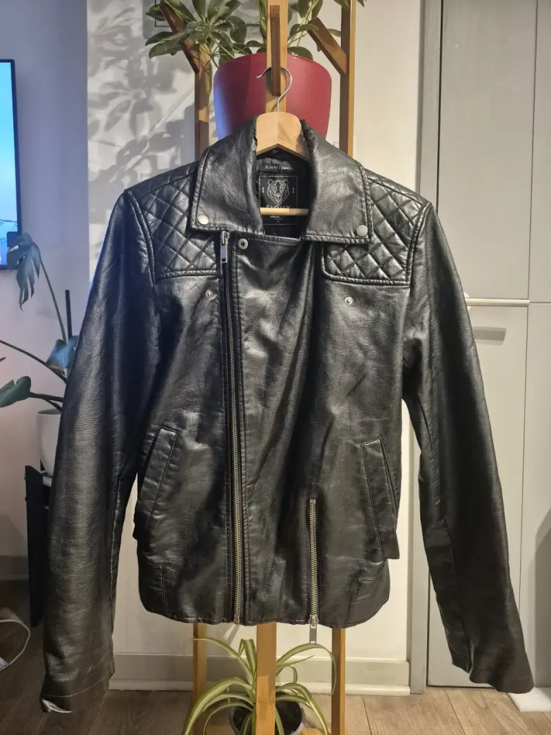 Chaqueta de cuero negra - 2