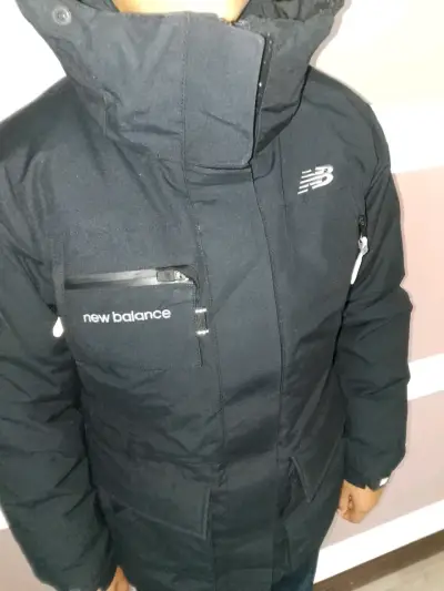 Parka negra New Balance - miniatura 2