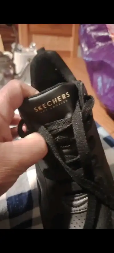 Zapatillas negras Skechers - miniatura 1