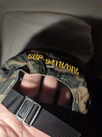 Gorra Supreme camuflada - miniatura 2
