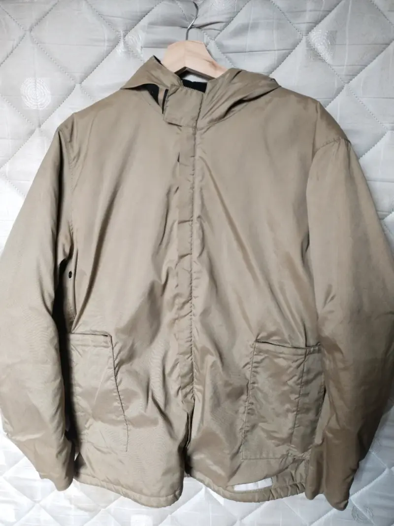 Parka beige con capucha talla L - 1