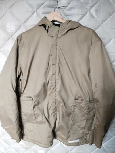 Parka beige con capucha talla L - miniatura 1