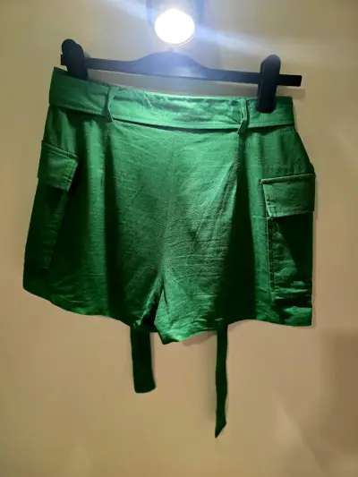 Falda - short verde con bolsillos - miniatura 6
