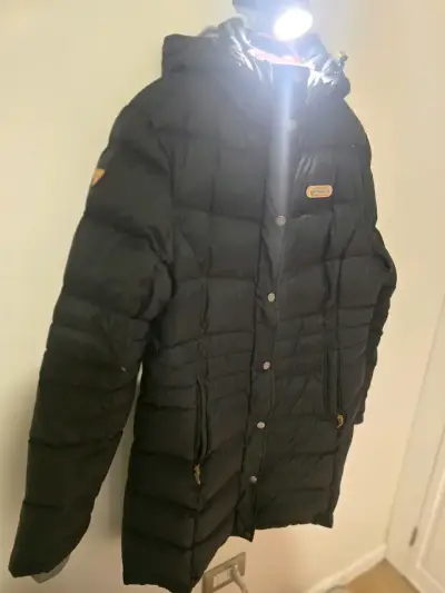 Parka acolchada negra mujer - miniatura 4