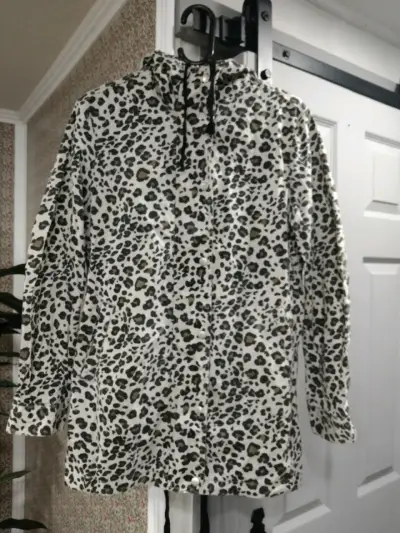 Chaqueta ligera animal print - miniatura 2
