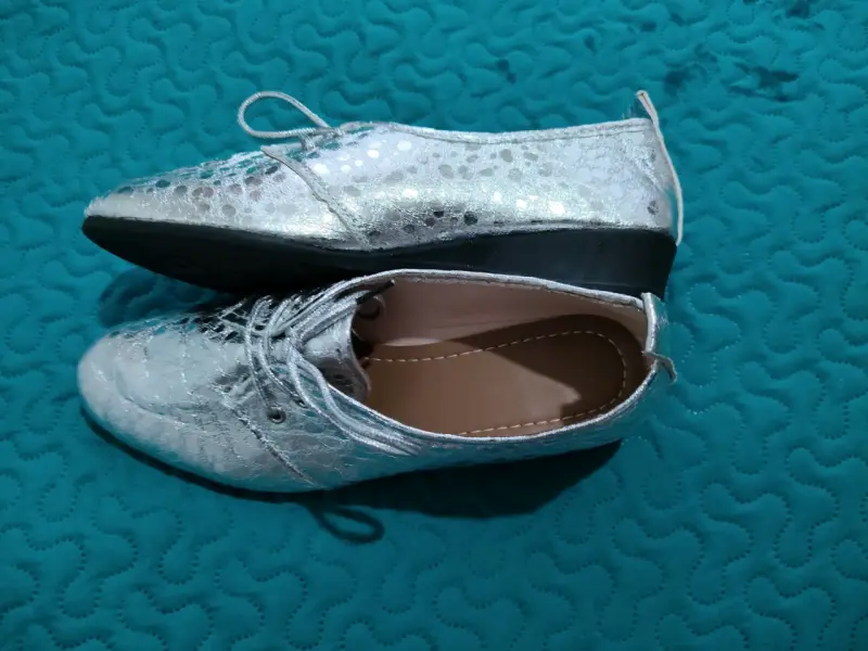 Zapatos plateados talle 38/39 - 4
