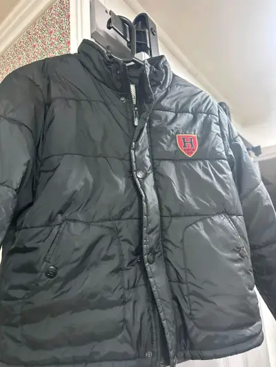Chaqueta negra acolchada hombre - miniatura 2