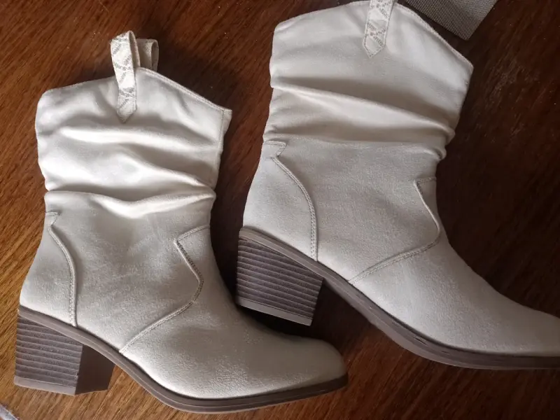 Botines blancos de mujer - 1