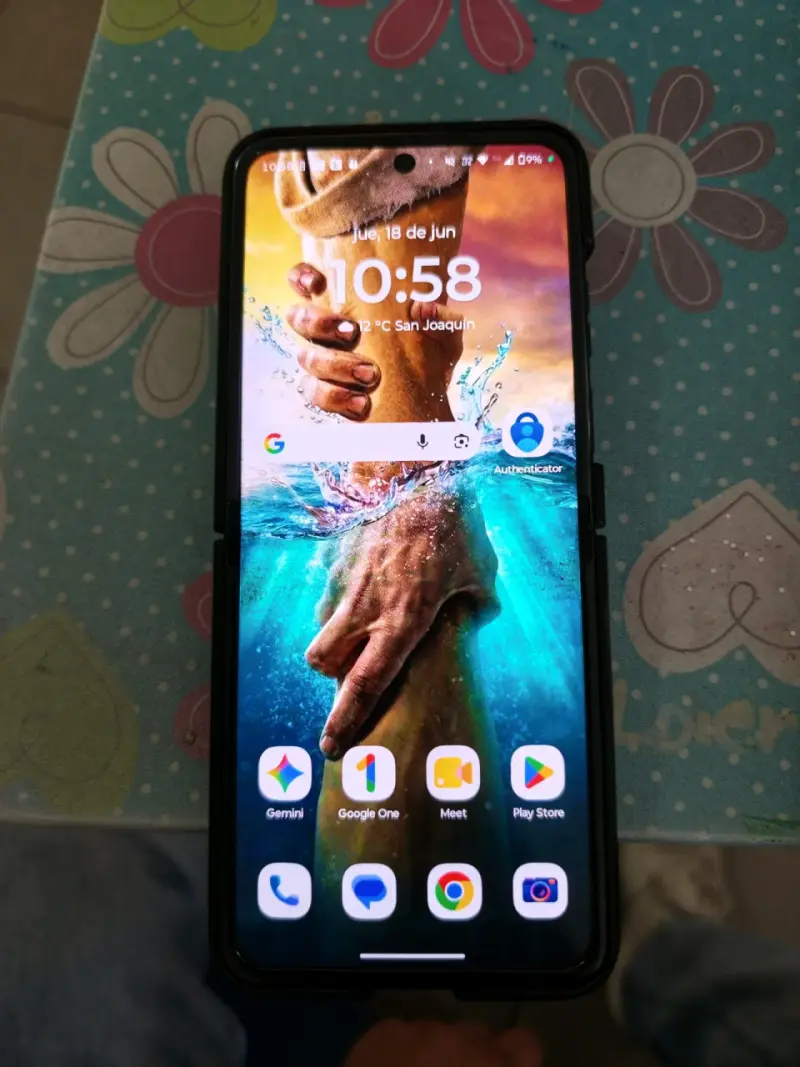 Motorola Razr 50 ultra - 1