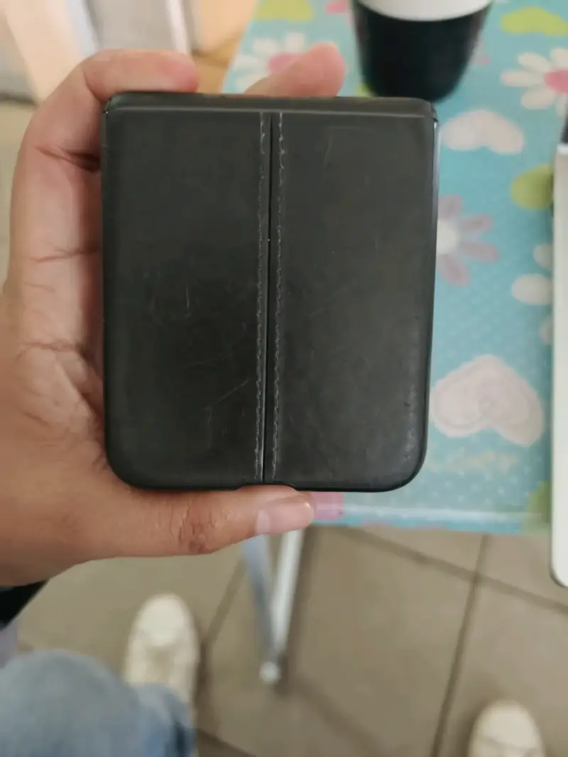 Motorola Razr 50 ultra - 4