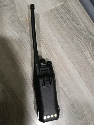 Radio Tait portátil negra nuevas - miniatura 4