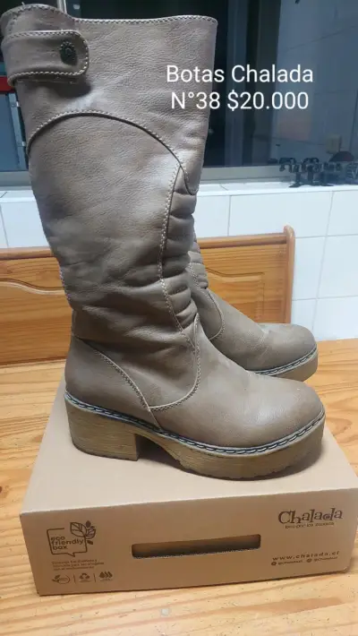 Botas Chaladas marrón talla 38 - miniatura 1