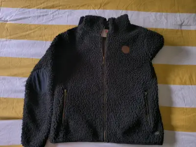 Chaqueta polar negra - miniatura 1