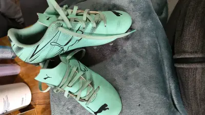 Zapatillas fútbol césped verde - miniatura 1