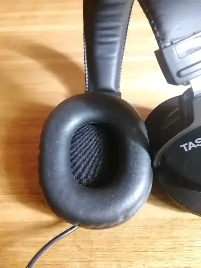 Audífonos Tascam TH-200X - miniatura 3