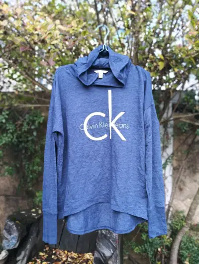 Polerón azul Calvin Klein - miniatura 2