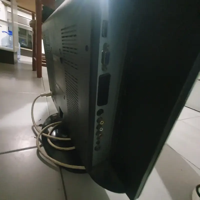 Monitor Lenco en buen estado - 4