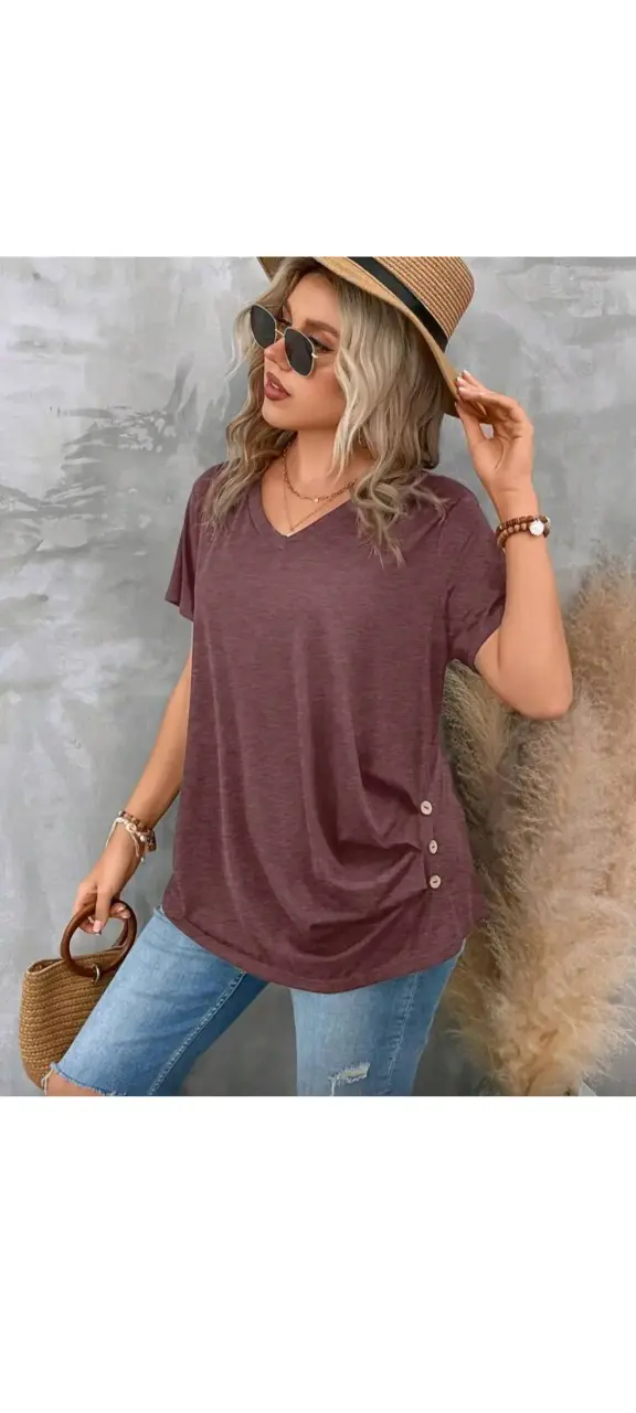 Polera burdeos con botones lateral talla xl