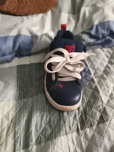 Zapatillas azul y blanco - miniatura 2