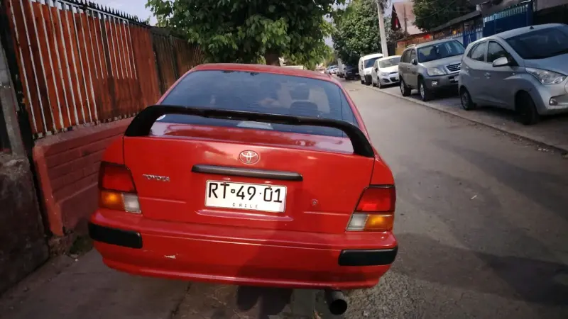 Auto Toyota tercel 98 rojo usado - 1