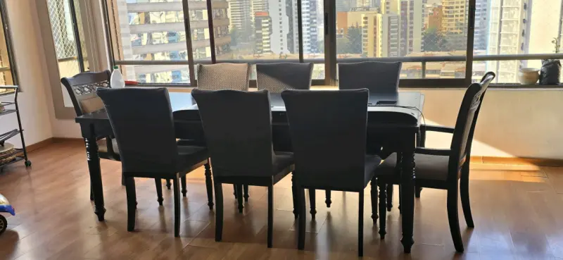 Juego de comedor con 8 sillas - 1