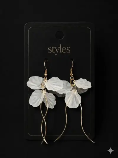 Aros dorados con flores colgantes - miniatura 5