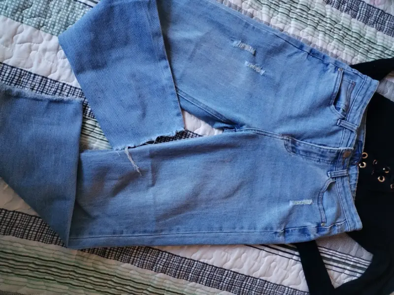 Jeans desgastados azul claro - 1