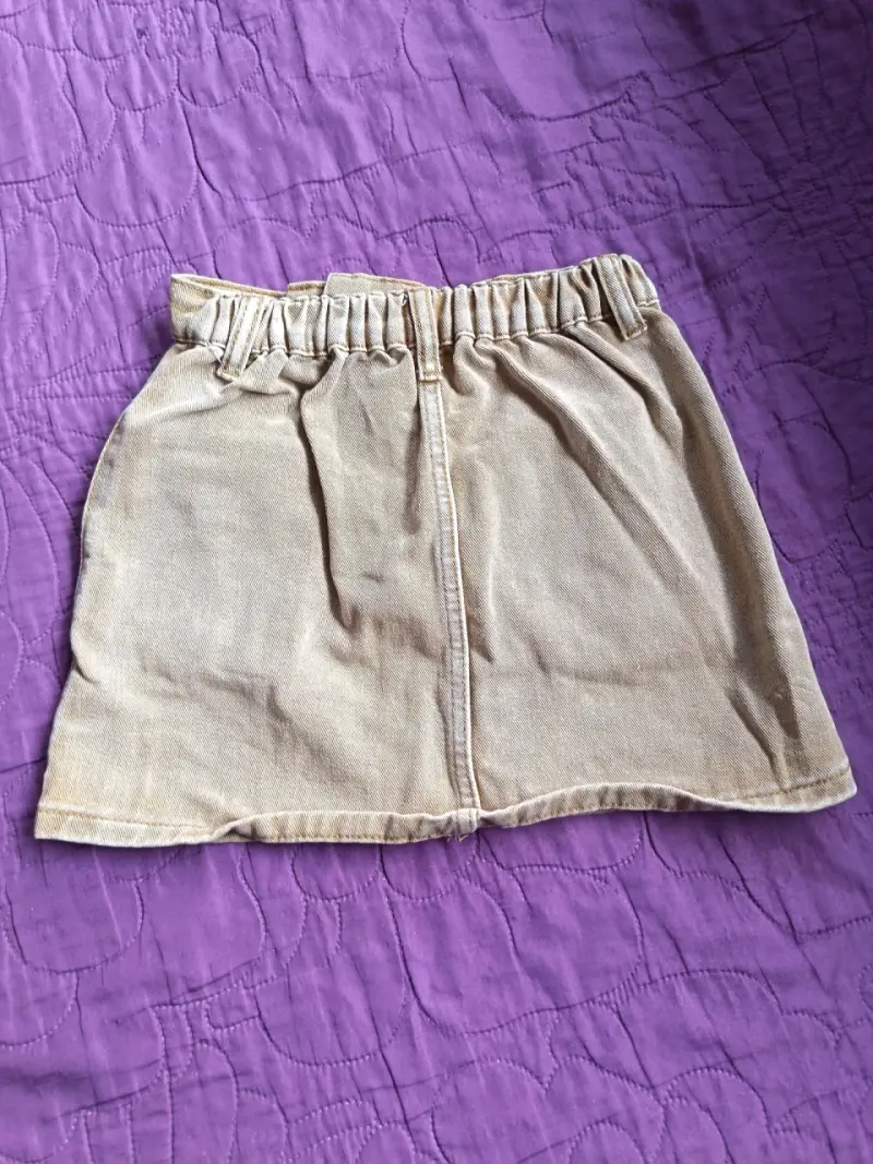 Falda beige con bolsillos - 2