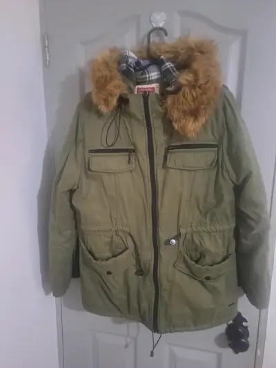 Parka verde con capucha de piel - miniatura 1