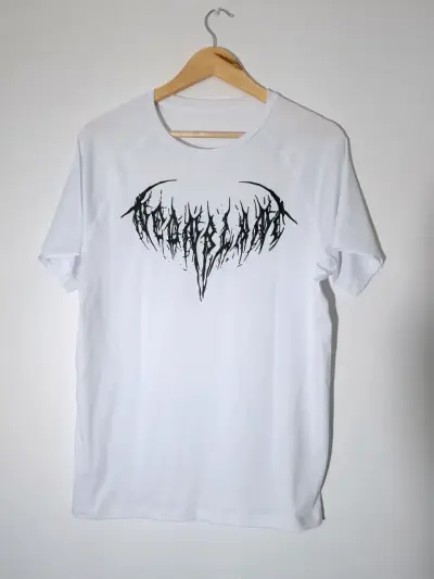 Polera Deportiva con estampado negro - miniatura 1