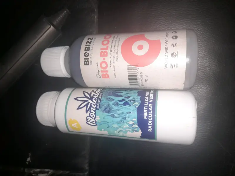Fertilizantes Bio-Bloos y Wonderfarm